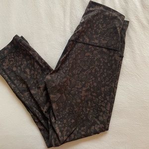 Lululemon 21" Align Crops
